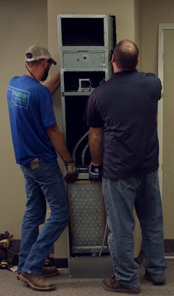 Hpac Com Sites Hpac com Files Uploads 2017 01 24 01 01 Guys Slidingi Miy Web 1 Hpac Com Sites Hpac com Files Uploads 2017 01 24 01 01 Guys Slidingi Miy Web 1