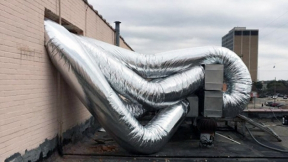 One of the many pictures from the Wall of Shame on Contracting Business