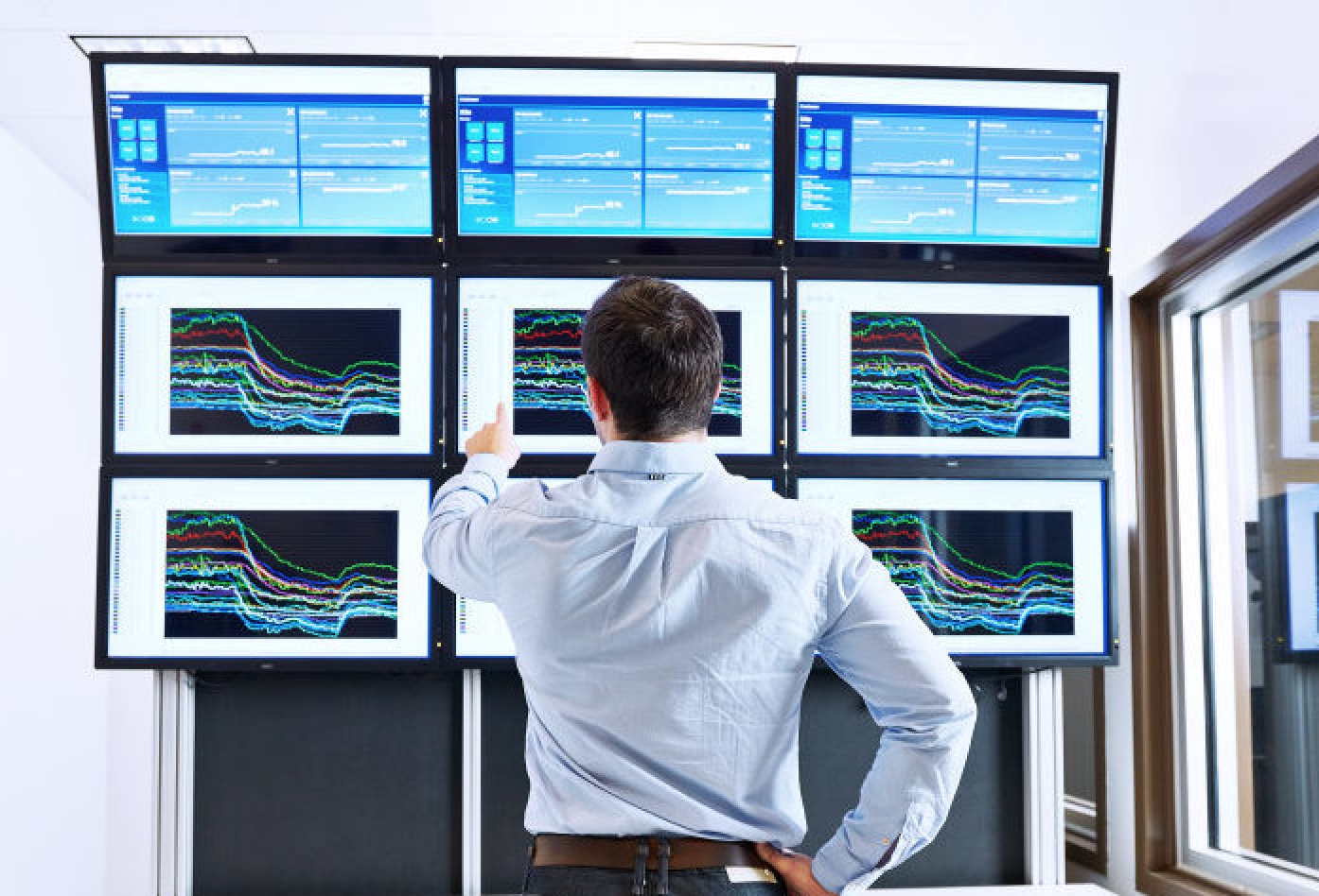 Data_Center_cool_dude