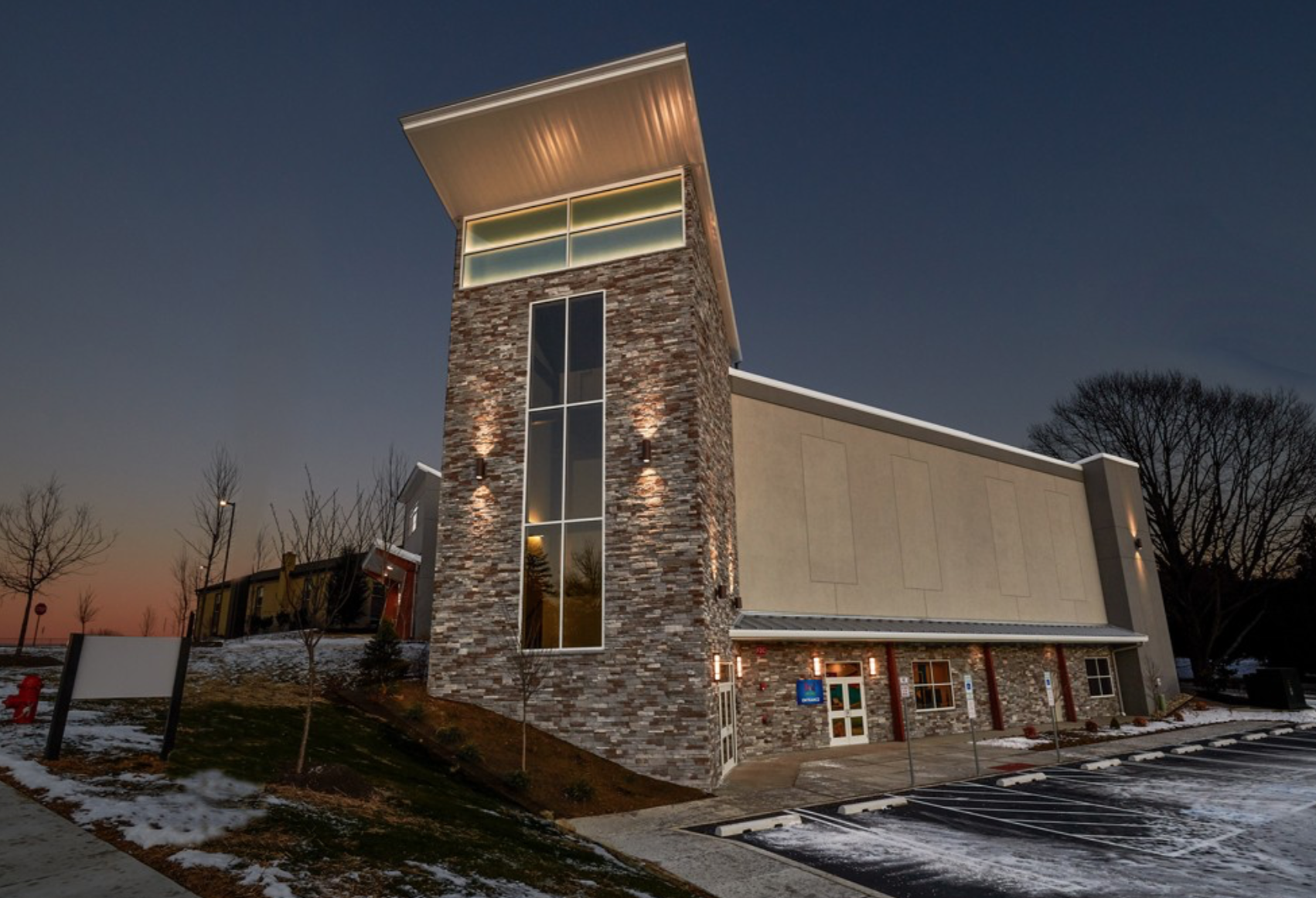 ValleyPoint_exterior