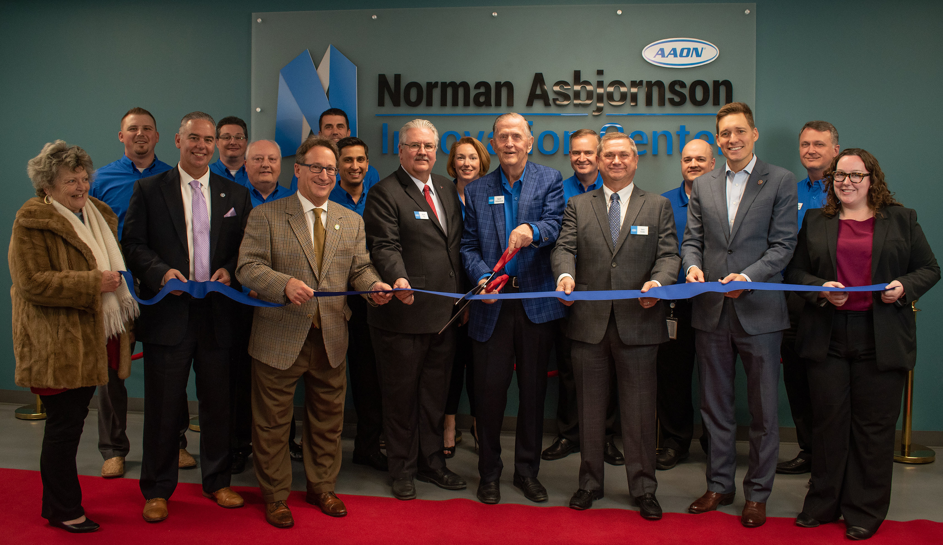 AAON_NAIC_RibbonCutting _1.jpg