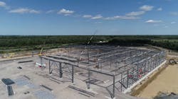 Amazon’s fulfillment centers each use about 10 million pounds of structural steel and 2,000 construction workers. Amazon’s fulfillment centers each use about 10 million pounds of structural steel and 2,000 construction workers.