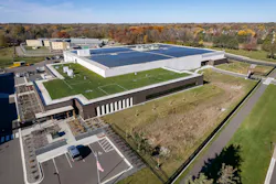 The green roof boasts 20,000 sq ft of vegetation and a 860-kW rooftop solar array installed primarily over the garage. The green roof boasts 20,000 sq ft of vegetation and a 860-kW rooftop solar array installed primarily over the garage.